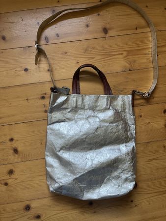 Uashmama Tasche silber