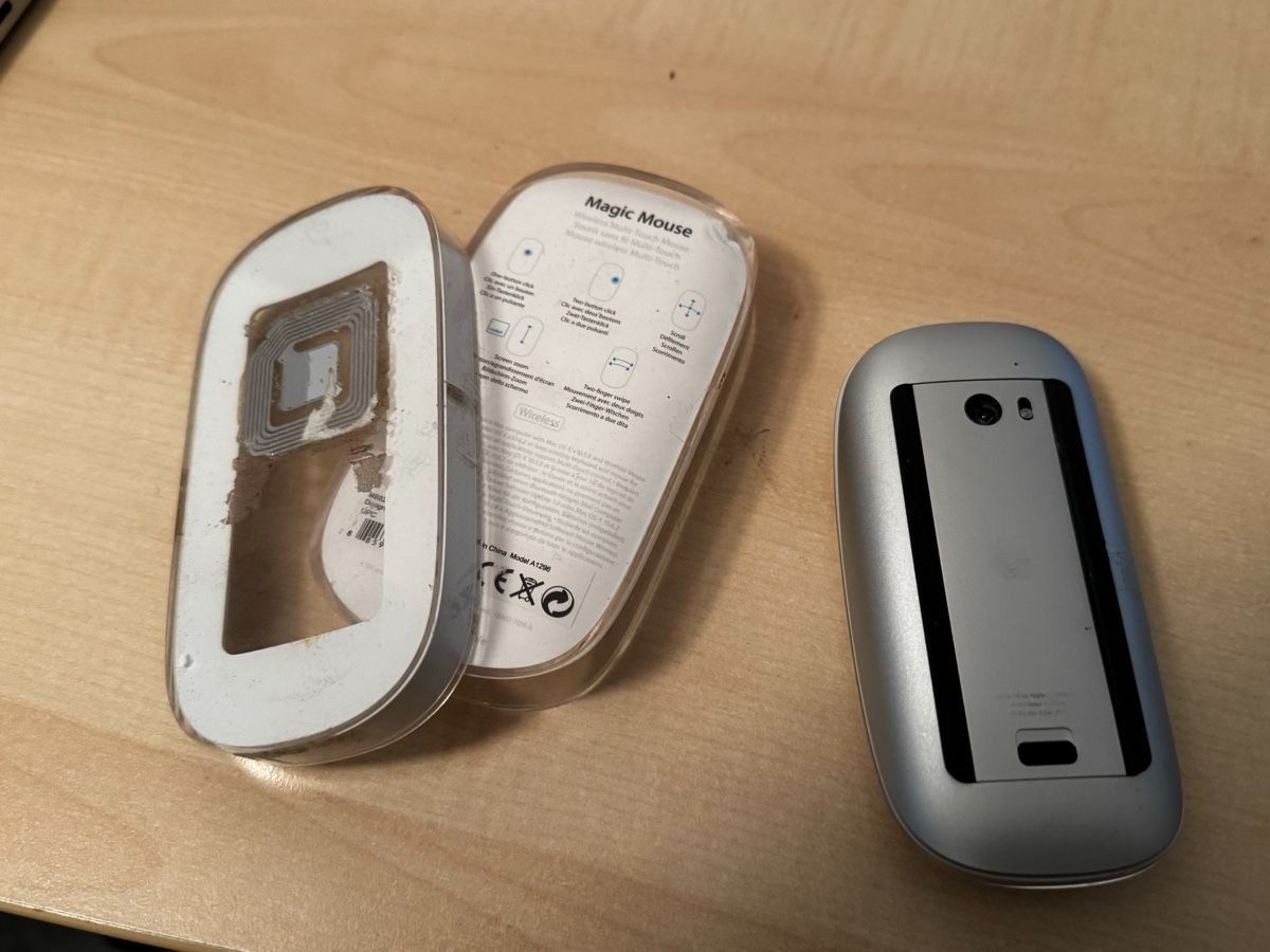 Apple Mouse: Apple Kabellose Maus – Usato da Arisdorf venduto da comestibles 1