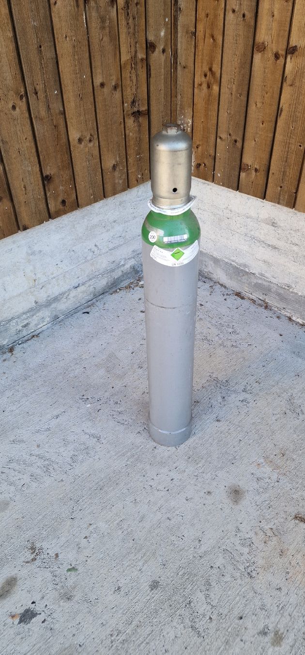 Oerlikon Saldatori: Gasflasche Argon 10L Leer – Usato da Emmenbrücke venduto da inf_l8yf