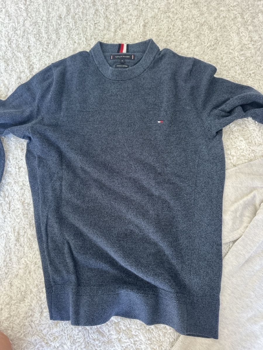Tommy Hilfiger Pullover & Sweatshirts: Tommy Hilfiger Pullover 2 Stk.  – Gebraucht aus St. Gallen von Ursula66
