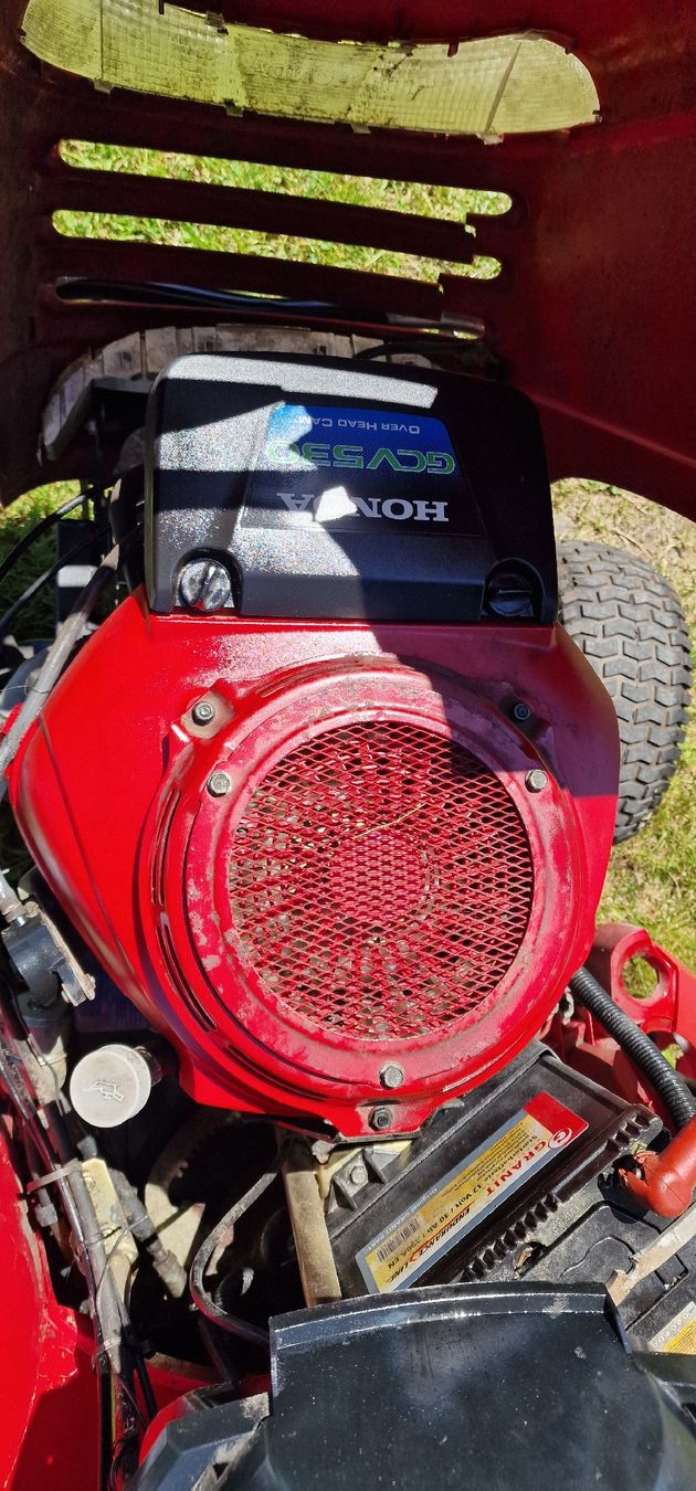 Honda Tagliaerba: Honda HF2417 Rasentraktor  – Usato da Tagelswangen venduto da Axel_36 5