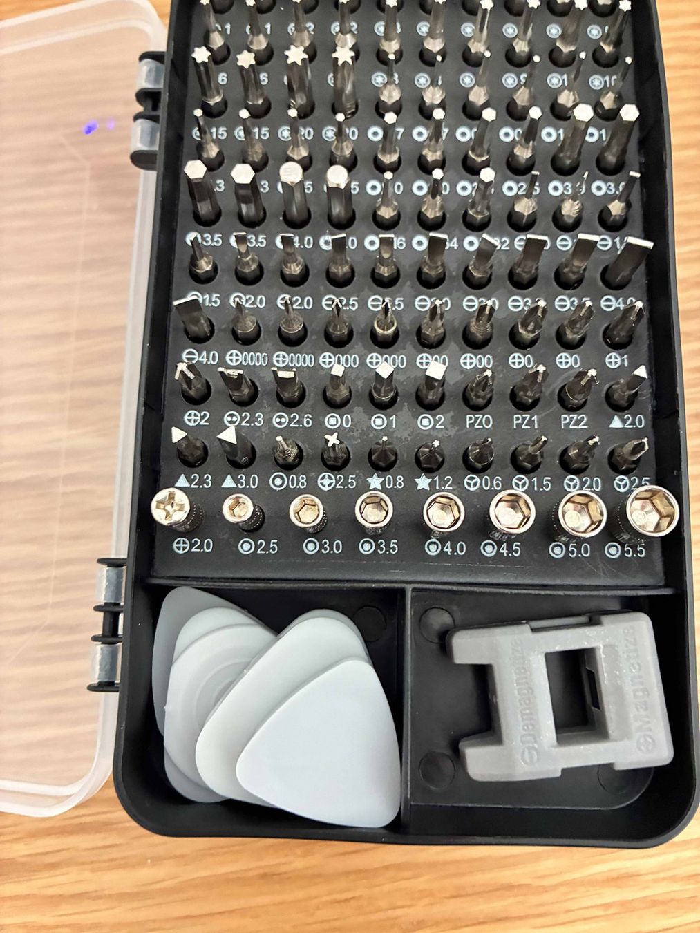 Tous les outils: Universelles Werkzeugset – Neuf (Voir description) à Meggen par Ale72xa 1