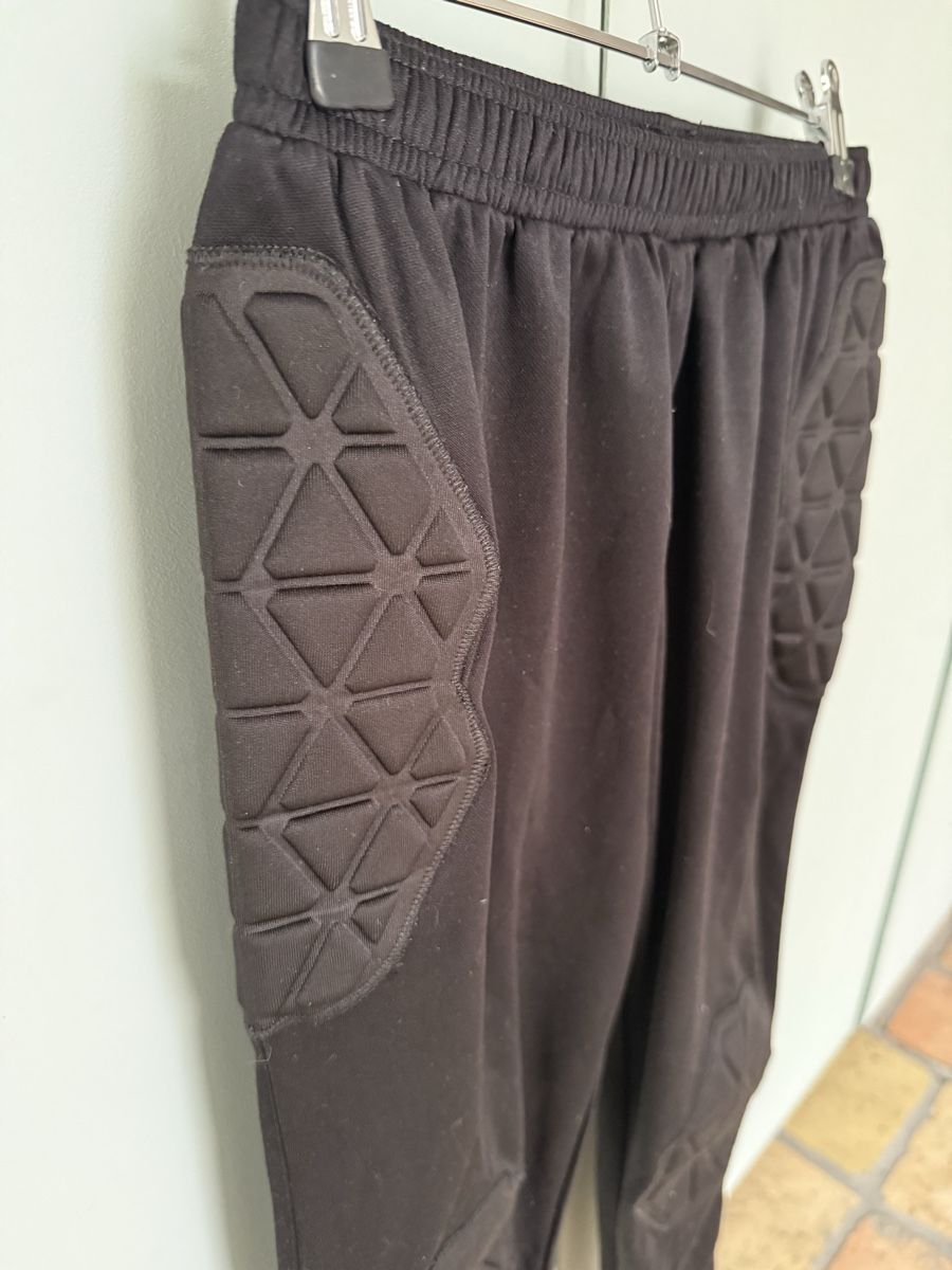 Pantaloni: 2 x Torwart Hosen 164 – Usato da Zürich venduto da Mothai 1