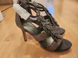 High-heels