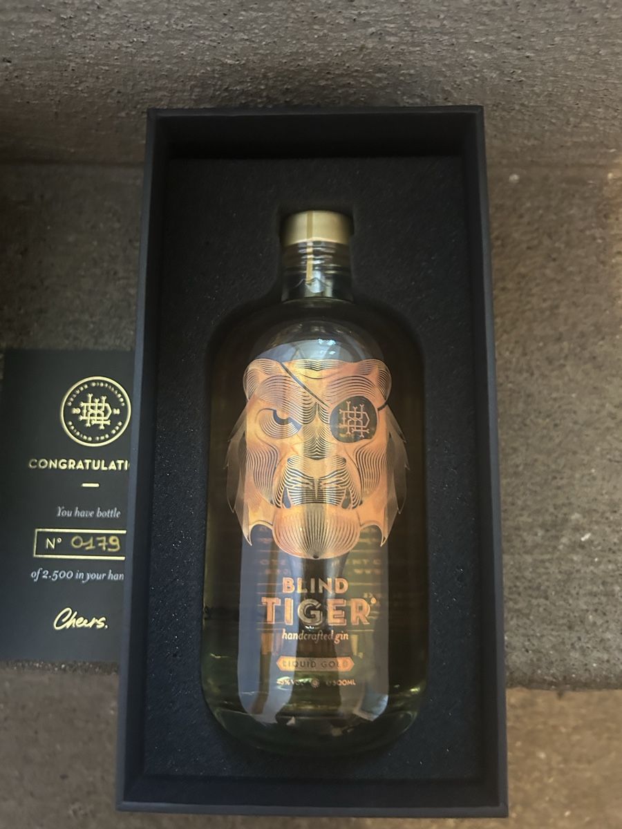 Bevande alcoliche: Blind Tiger Liquid Gold Gin Batch 500ml – Nuovo e nell'imballaggio originale da Hombrechtikon venduto da Raffaele0711