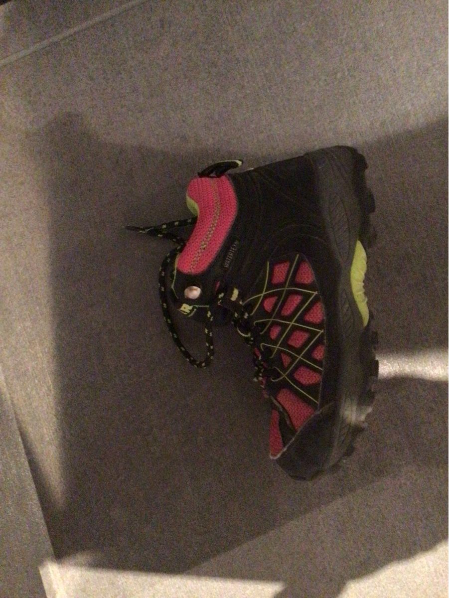 Scarpe per ragazzi: Wanderschuhe Kinder – Usato da Lenzburg venduto da Orzo3 1