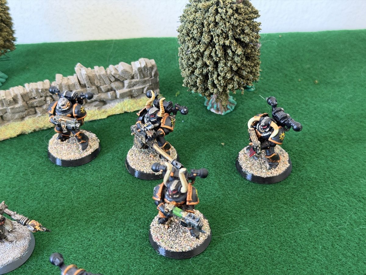 Kit di modellismo & Modellini statici: Warhammer 40K Chaos Space Marines - Armata – Nuovo (secondo la descrizione) da S. Pietro venduto da nap_9xjt 5
