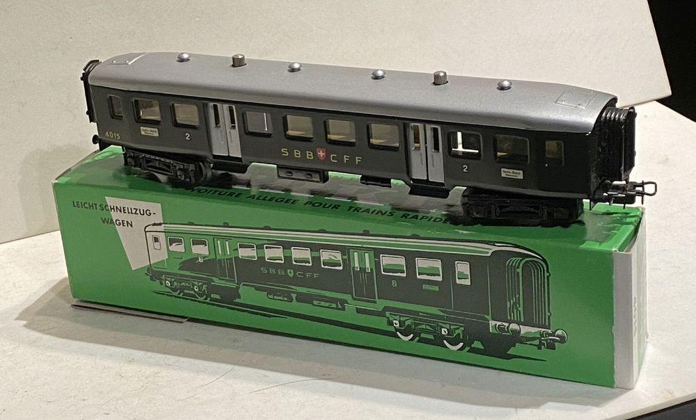 Märklin 4015 Leichtschnellzug-Personenwagen SBB-CFF in OVP (Gebraucht ...