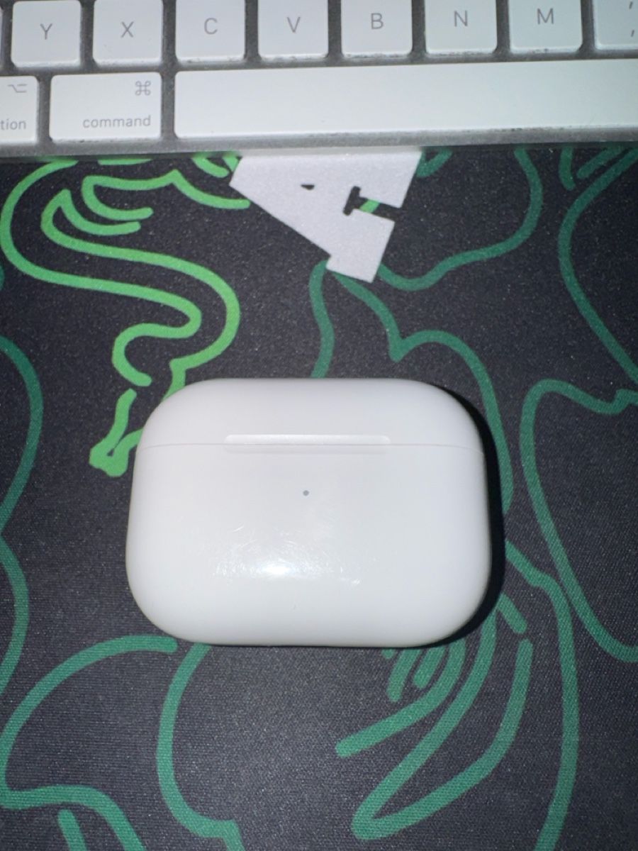 Apple Cuffie: Airpods Pro 2. Generation Typ C – Usato da Schlieren venduto da Imbastro