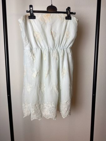 Kleid Bershka