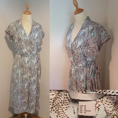 Robe bleue ciel à motif "H&M"
