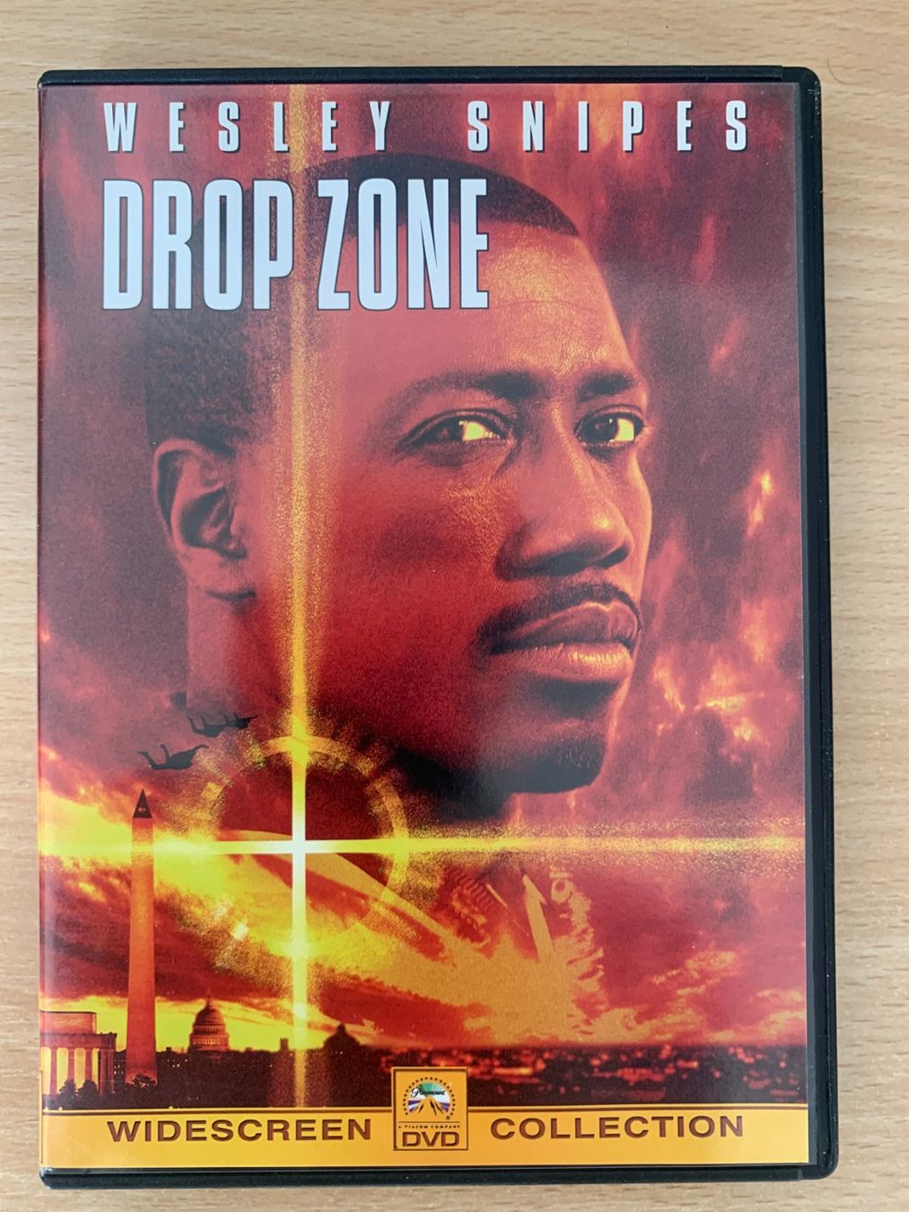 Tutti i DVDs: Drop Zone – Usato da Zürich venduto da recordman01