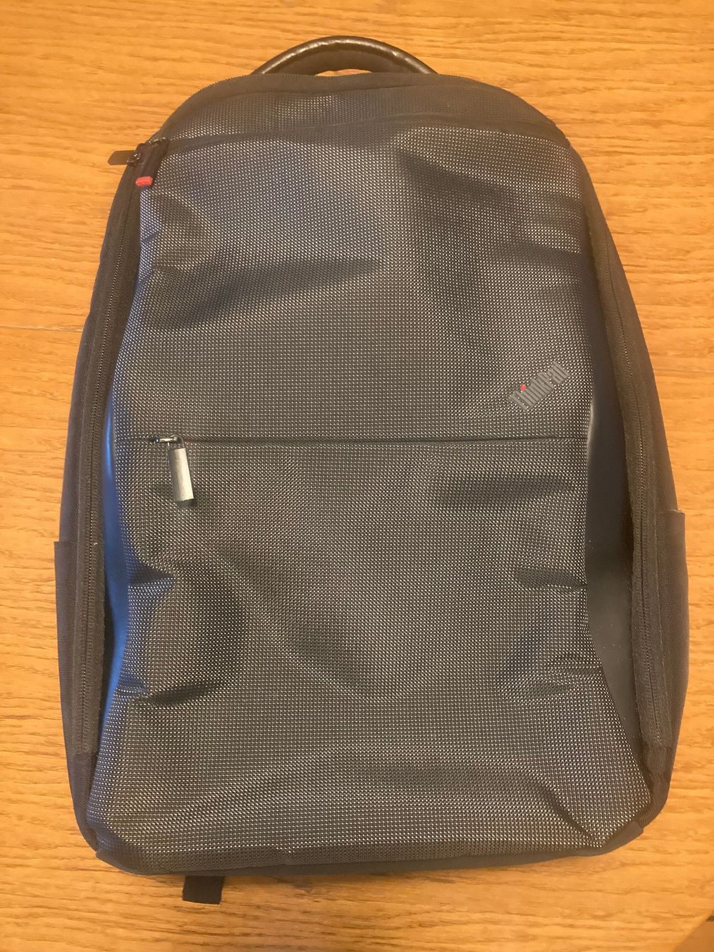 Lenovo Zaini: Sac à dos Lenovo ThinkPad Professional – Nuovo (secondo la descrizione) da Lausanne venduto da fan_y6hr