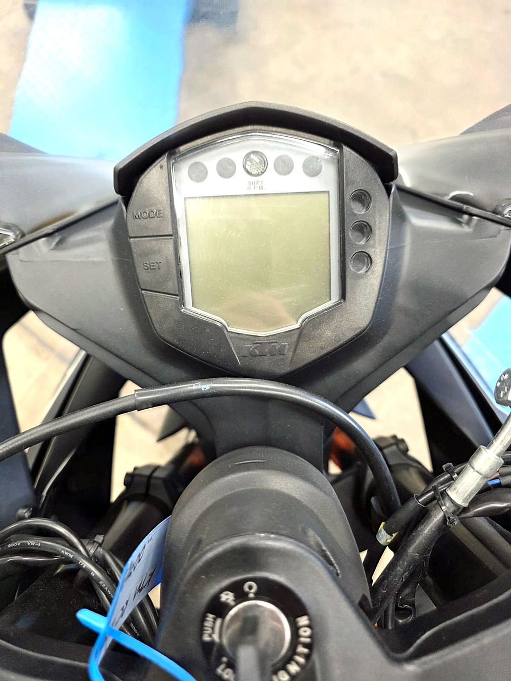 KTM Strasse: KTM RC 125 ABS – Gebraucht aus Winterthur von MCW 8