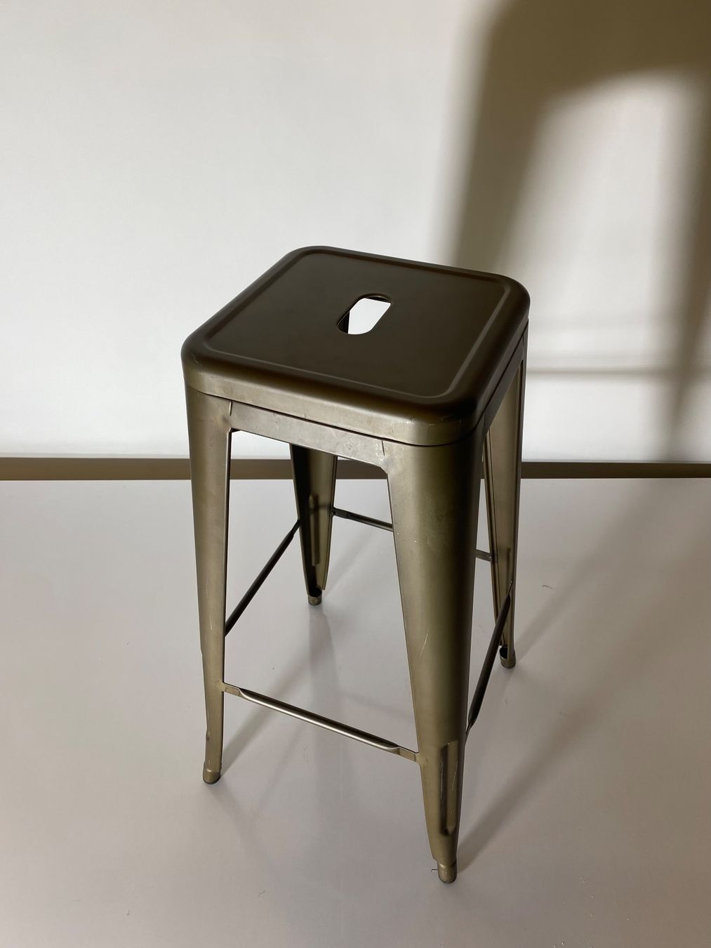 Hocker: Barhocker Metall patina gebraucht – Gebraucht aus Otelfingen von dekor01 1