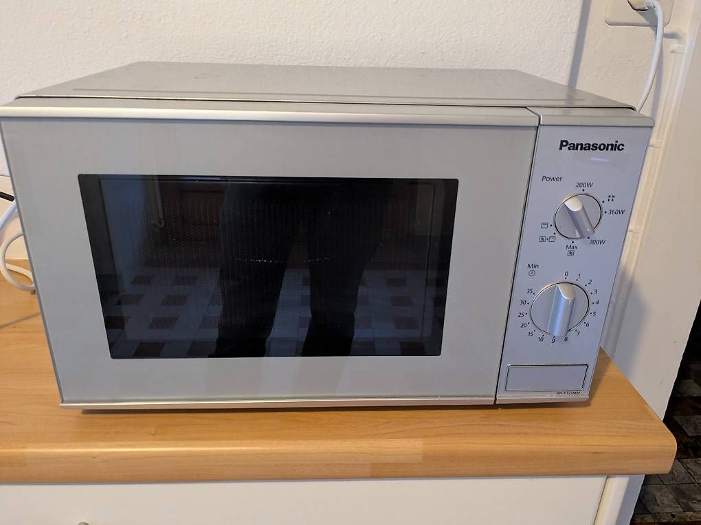 Elettrodomestici da cucina: Micro-onde Panasonic  – Usato da Vevey venduto da Pigeon