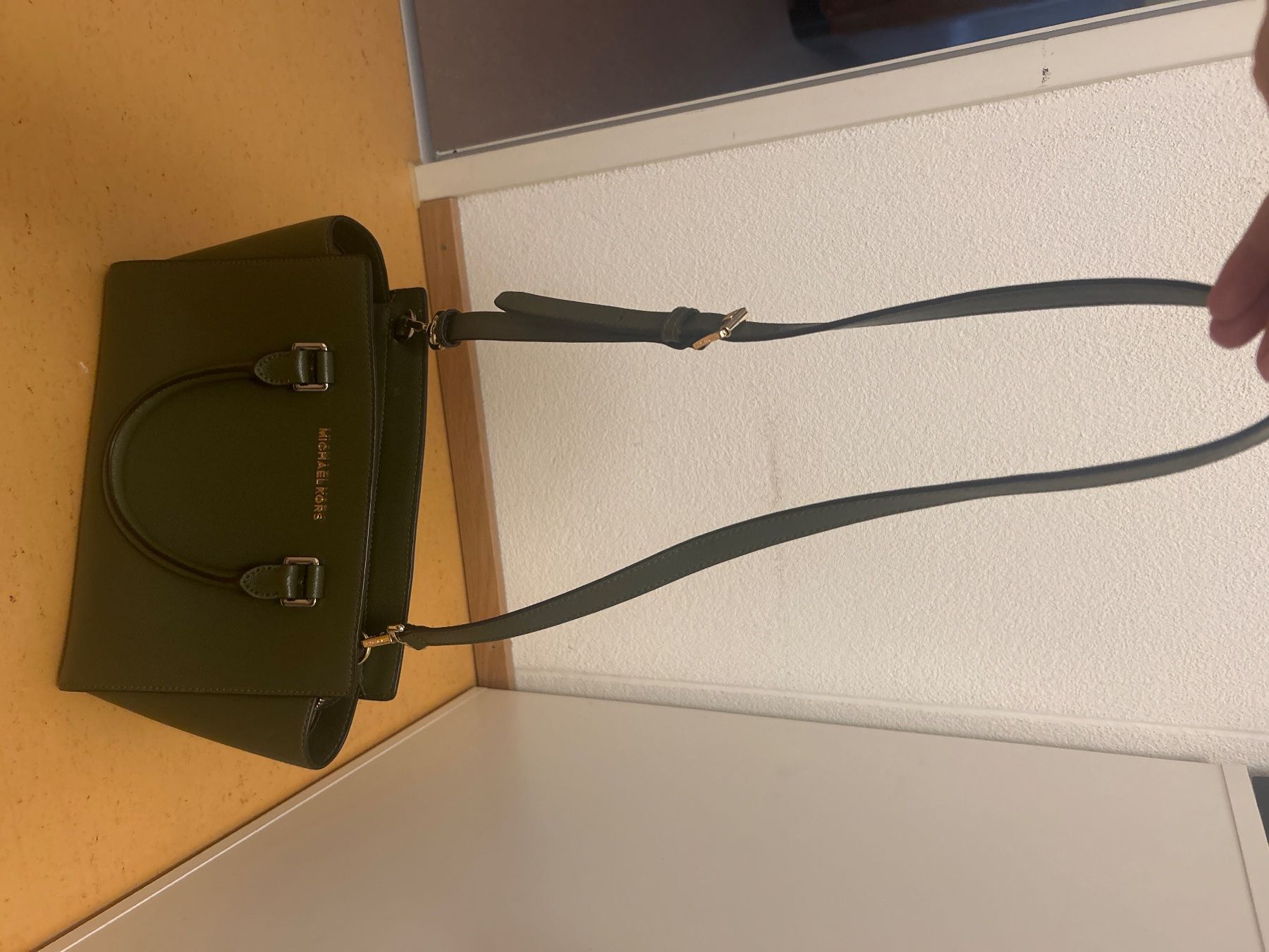 Michael Kors Borse da donna: Michael Kors Tasche – Usato da Zürich venduto da lar_t7pd 1