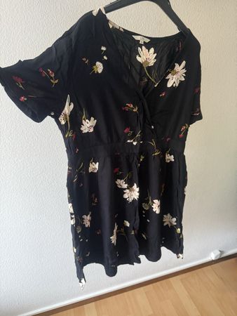 C&A Kleid Gr. 44 Sommerkleid Blumenmuster Top Zustand!