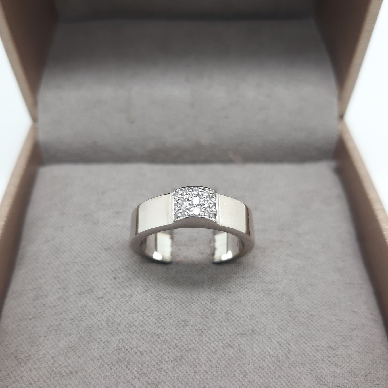 Gucci Anelli: Anello Gucci diamanti – Usato da Grancia venduto da Gioielleria_DoroTi