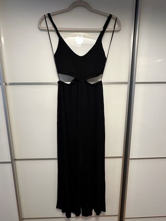 Bershka Jumpsuit schwarz mit Cut-outs Grösse S neuwertig