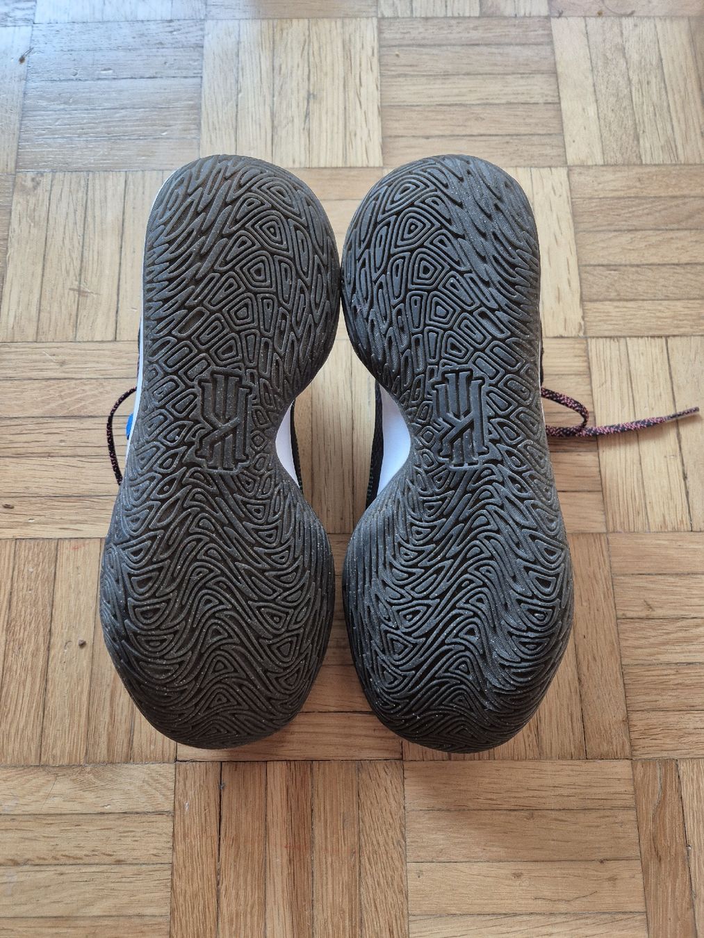 Herrenschuhe: Nike Kyrie Flytrap 5 Gr. 39 – Gebraucht aus Luzern von nnamfuak 3