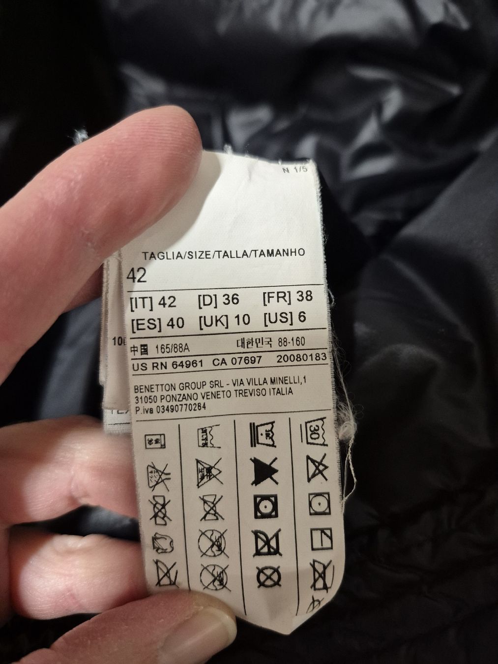 Benetton Jacken: Benetton Daunenjacke Gr.36 schwarz – Gebraucht aus Merligen von muss_haben 5