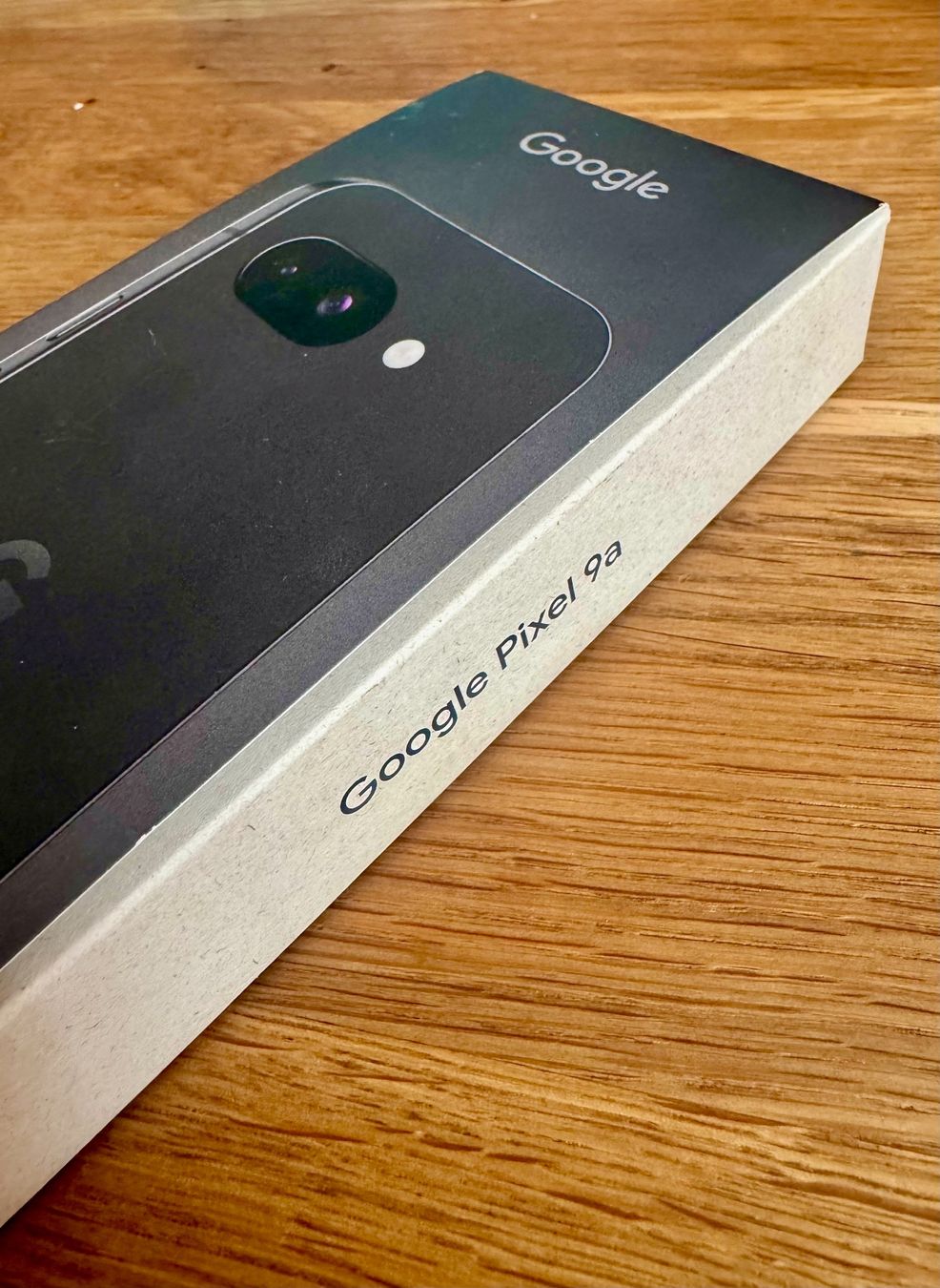 Google Telefoni cellulari / Smartphones: Google Pixel 9a - 128 GB Obsidian - NEU & originalverpackt – Nuovo e nell'imballaggio originale da Bern venduto da Tar_z9zd 1