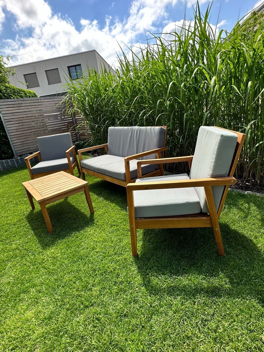 Divani: Lounge aus Holz mit Polster – Usato da Nottwil venduto da mis_r7q2 1