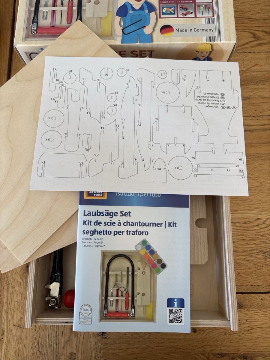 Spielzeuge: Laubsäge Set komplett mit Vorlagenbuch – Neu (gemäss Beschreibung) aus Lenzburg von bibibaba 3