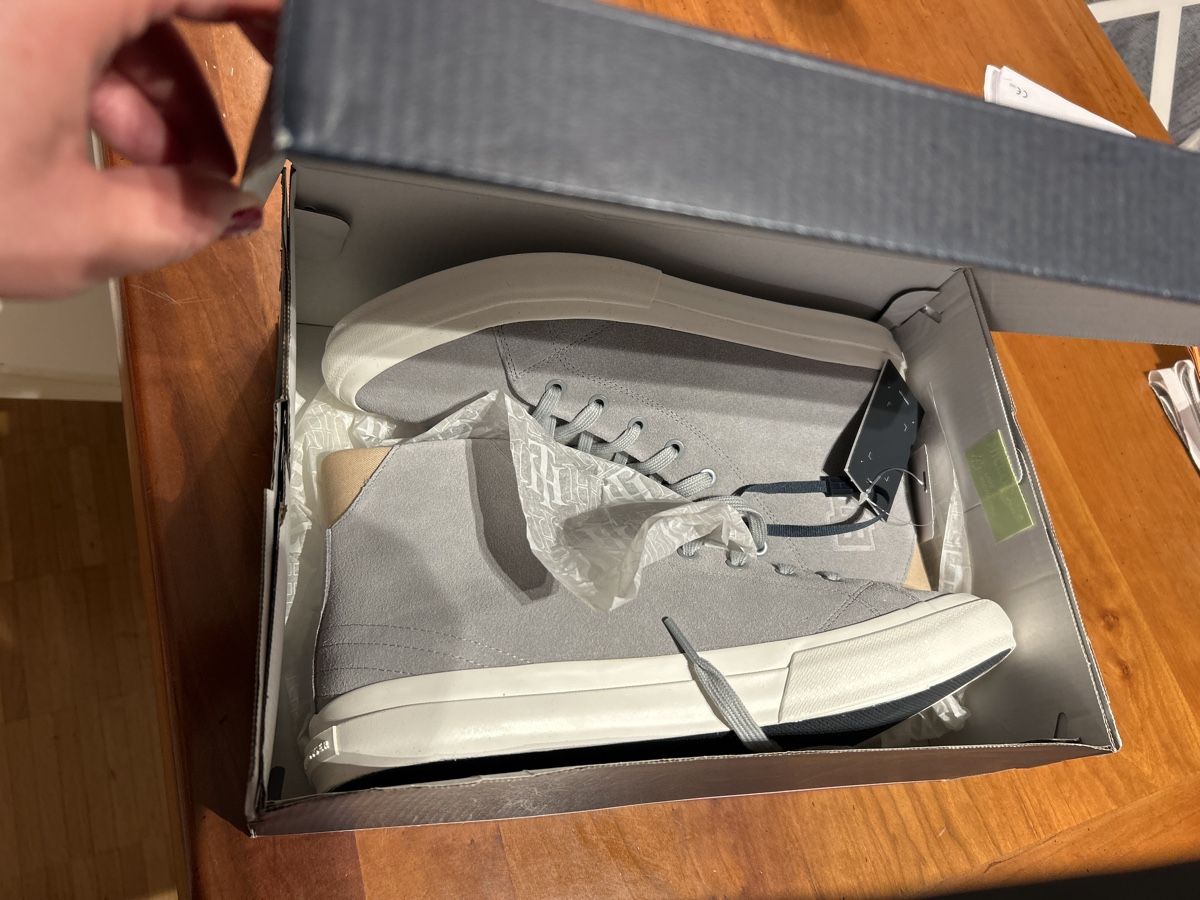 Tommy Hilfiger Scarpe da uomo: Tommy Hilfiger Leder Sneaker Gr. 46 – Nuovo e nell'imballaggio originale da Riehen venduto da mittwoch81 1