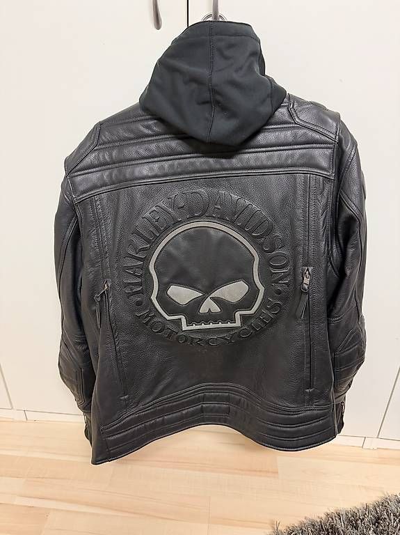 Giacche: Veste Harley Davidson taille xl  – Nuovo e nell'imballaggio originale da La Chaux-de-Fonds venduto da Binou 1