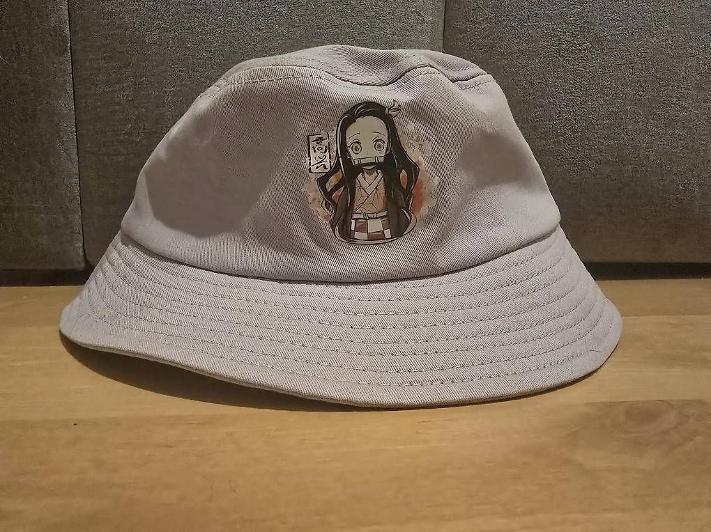 Hüte, Mützen & Caps: Chapeau – Gebraucht aus Monthey von new_dt6j