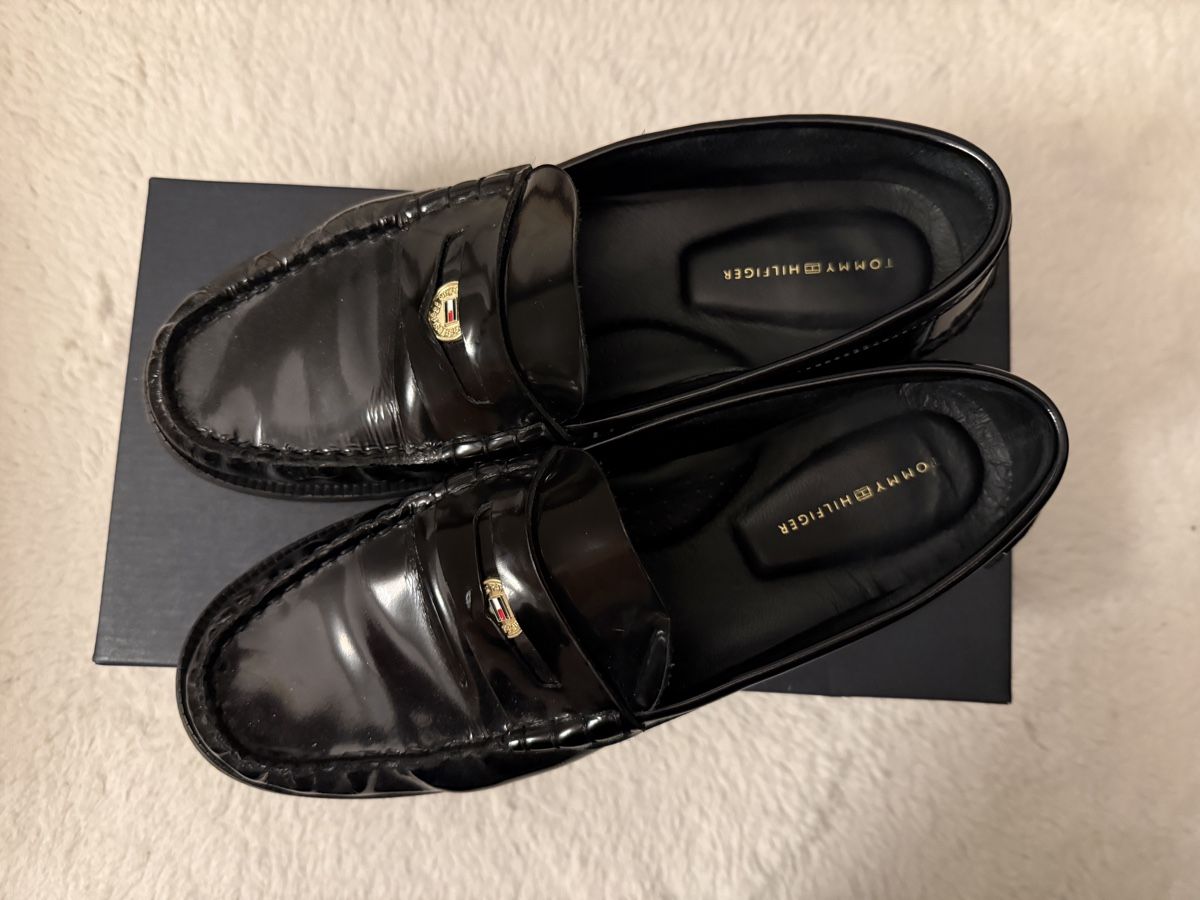Tommy Hilfiger Scarpe da donna: Tommy Hilfiger Loafer 40 – Usato da Winterthur venduto da adi_sqz 4