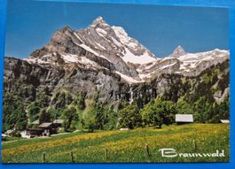 Braunwald Blick gegen Ortstock und hoher Turm