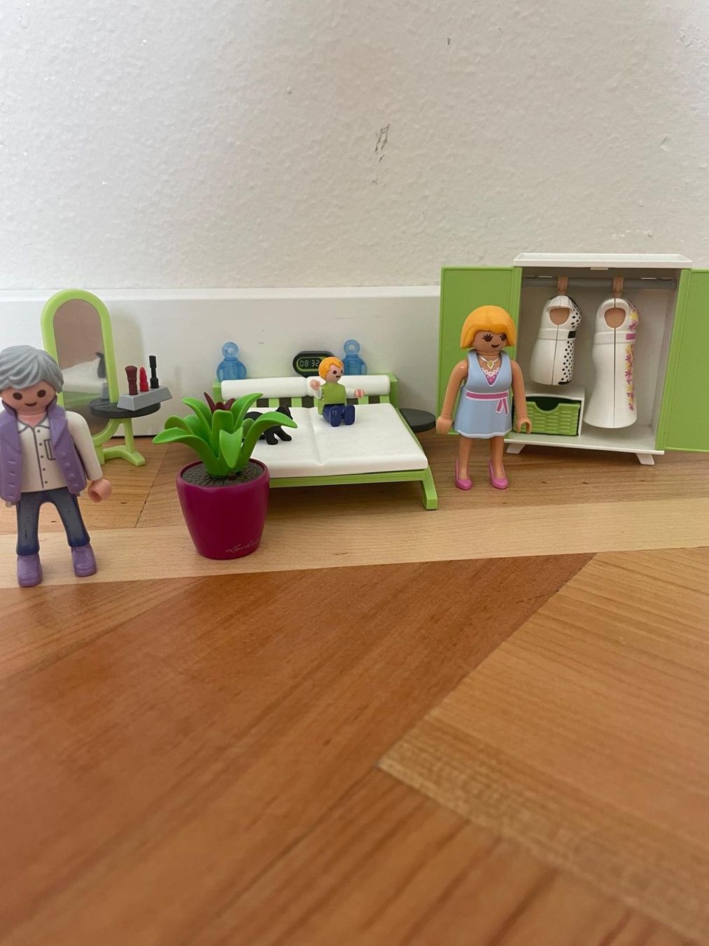 Playmobil Giocattoli: playmobil_schlafzimmer – Usato da Kilchberg ZH venduto da marenf 1