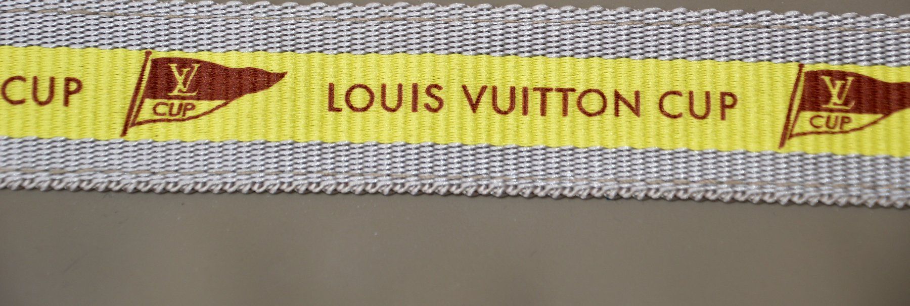Louis Vuitton Covers & Borse: iPad-Hülle louis Vuitton Cup étui pour iPad – Usato da Collonges venduto da arashee 2