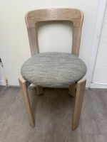 4 Rey-Stühle (Modell 3300) Dietiker Holz hell grauer Stoff