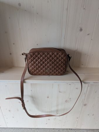 Sac bandoulière matelassé marron AIGNER pour femme 👜