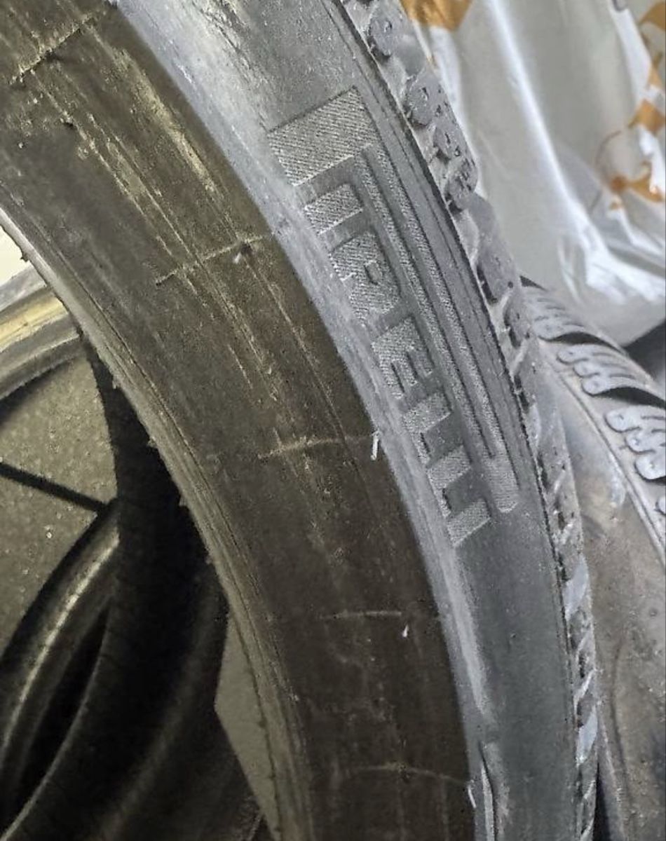 Pneumatici & Ruote complete: Tesla Model S Winterreifen – Nuovo e nell'imballaggio originale da Sennhof venduto da Dual 2