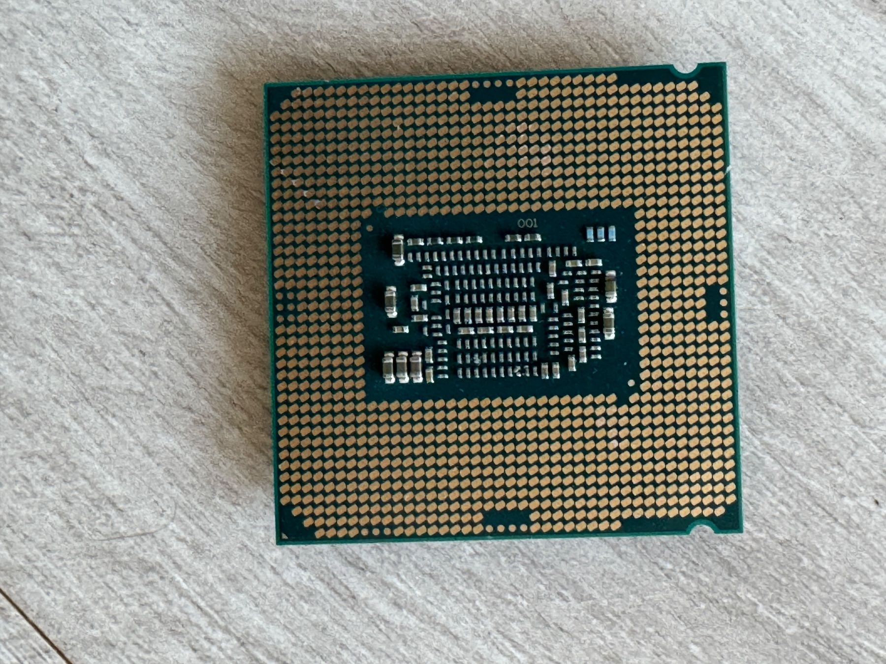 Intel Componenti elettronici: Processeur Intel i5 7400 – Usato da Neuchatel venduto da Mr-Nobody 1