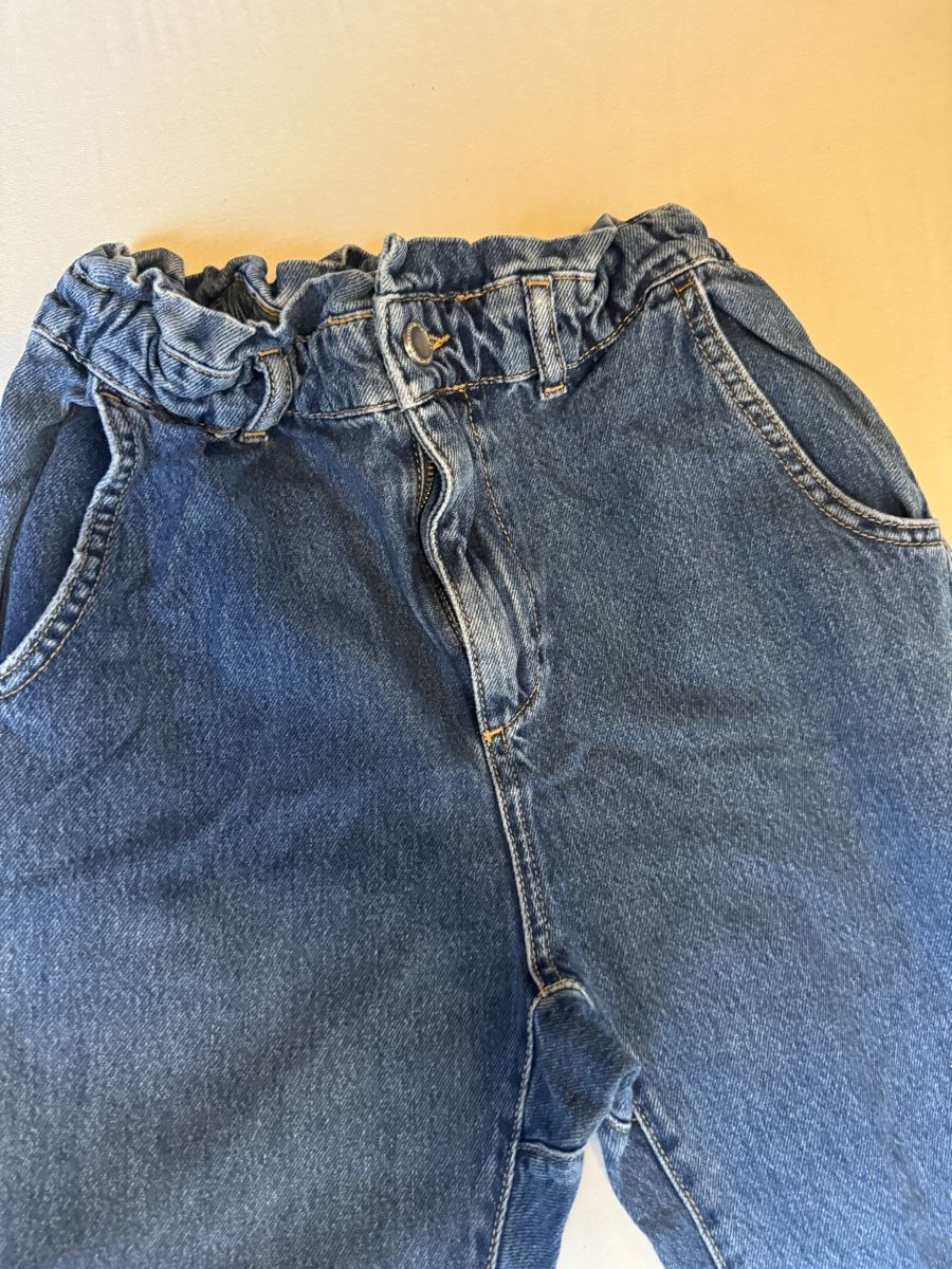 Zara Jeans: Jeans Zara  – Nuovo (secondo la descrizione) da Blonay venduto da Celuna 1