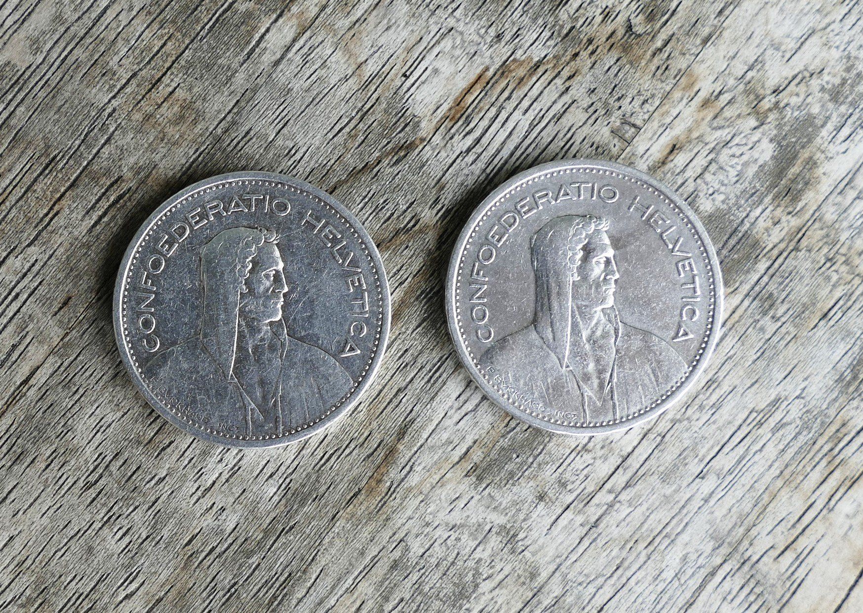 Tutti le monete: 2Stück Schweizer 5 Franken Silber Jg.1935 – Usato da Rüti ZH venduto da Flunder48 1
