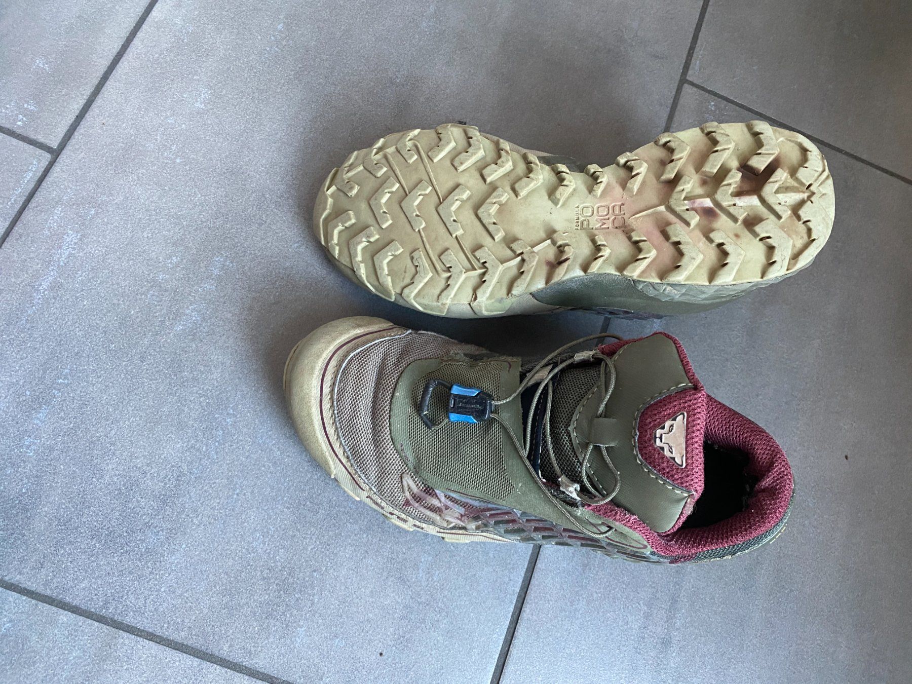 Dynafit Chaussures garçon: Dynafit Gore-Tex Trekkingschuhe Grösse 36 – D'occasion à Hergiswil LU par Kubb76