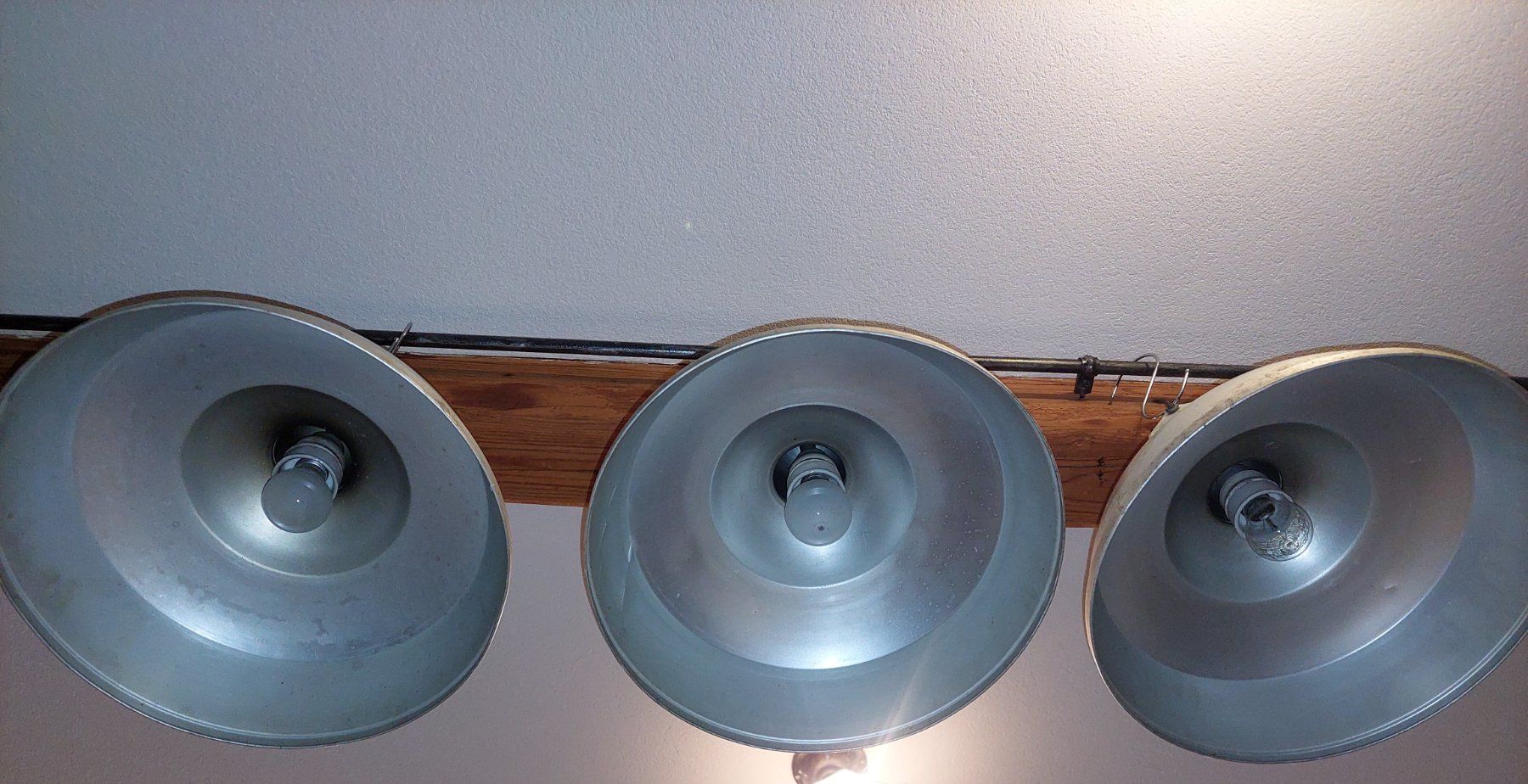 Lampade: 3 Industrie Lampen – Usato da Siblingen venduto da rantiques 4