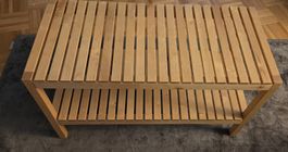 Banc en bois avec étagère
