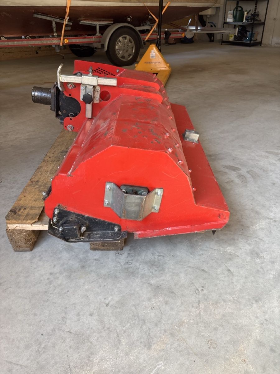 Aebi Tutte le macchine: Mulcher zu Aebi CC oder HC – Usato da Horboden venduto da nic_7yyp 1