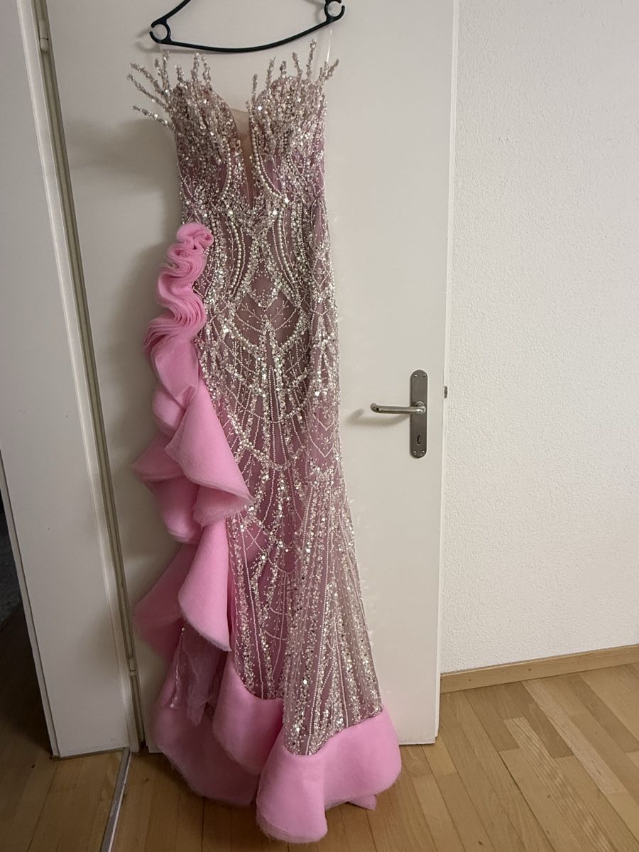 Robes: Abendkleid Pink  – D'occasion à Bülach par Siar1