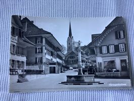 Herzogenbuchsee - Dorfplatz mit Brunnen