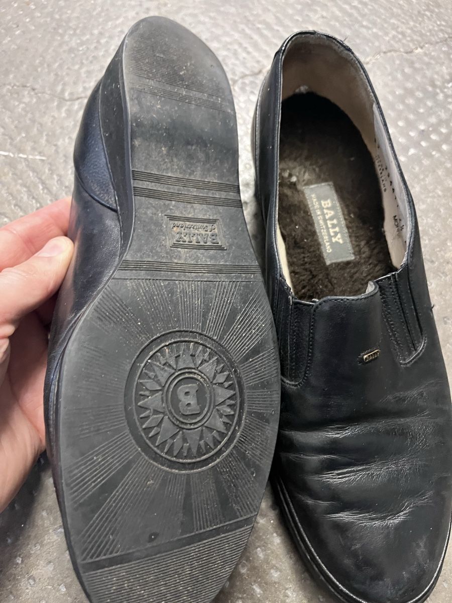 Bally Scarpe da donna: Bally Black Leather Loafers Size 6.5 E - Vintage – Usato da Lausanne venduto da Danash 4