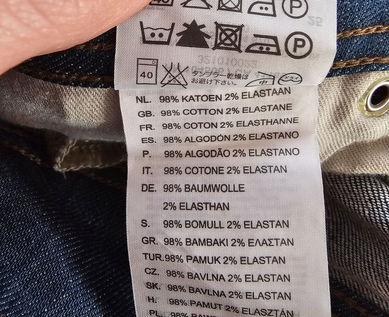 G-Star Jeans: G-Star RAW Jeans Shorts Gr. 25 – Usato da Füllinsdorf venduto da Sunnebliemli7 5